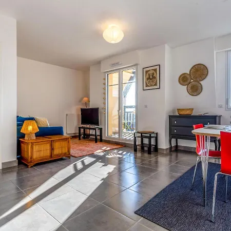 Apartment Les Arts-2 By Interhome Deauville