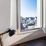 Les Arts-2 By Interhome
