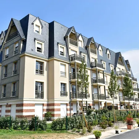 Apartamento Les Arts-2 By Interhome Deauville