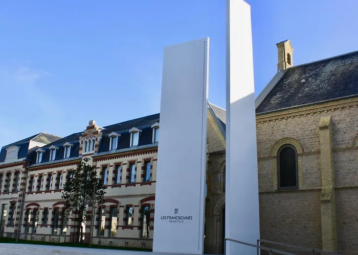 Les Arts-2 By Interhome Deauville