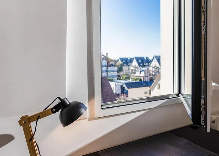 Les Arts-2 By Interhome